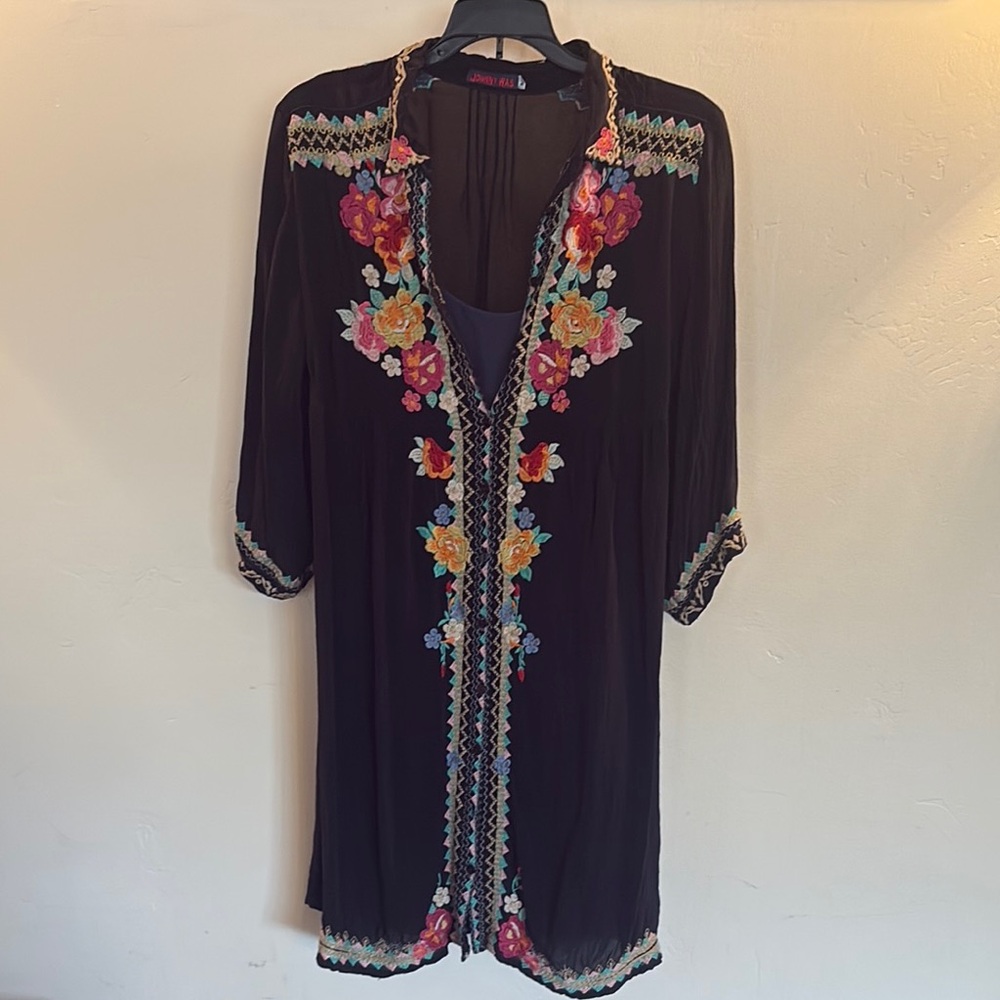 Johnny Was Navy Blue Floral Embroidered Dress includes blue linen slip.